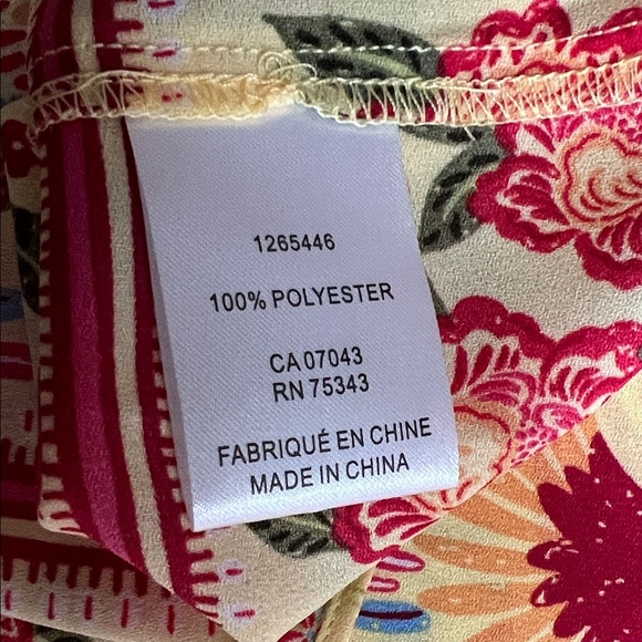 RACHEL Rachel Ray Bright Yellow Parrot Print Flutter Sleeve Top NWT Size S - Picture 10 of 14